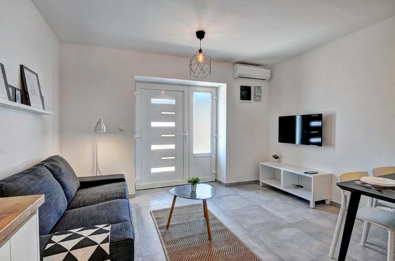 Apartman M Διαμέρισμα Πούλα Εξωτερικό φωτογραφία
